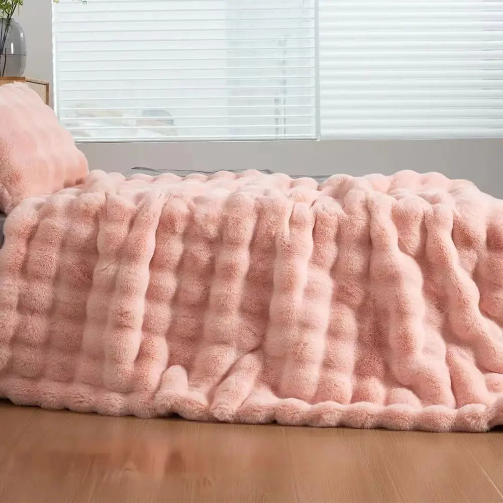 ROSEKIND Soft Faux Fur Rabbit Blanket for Cozy Home Comfort