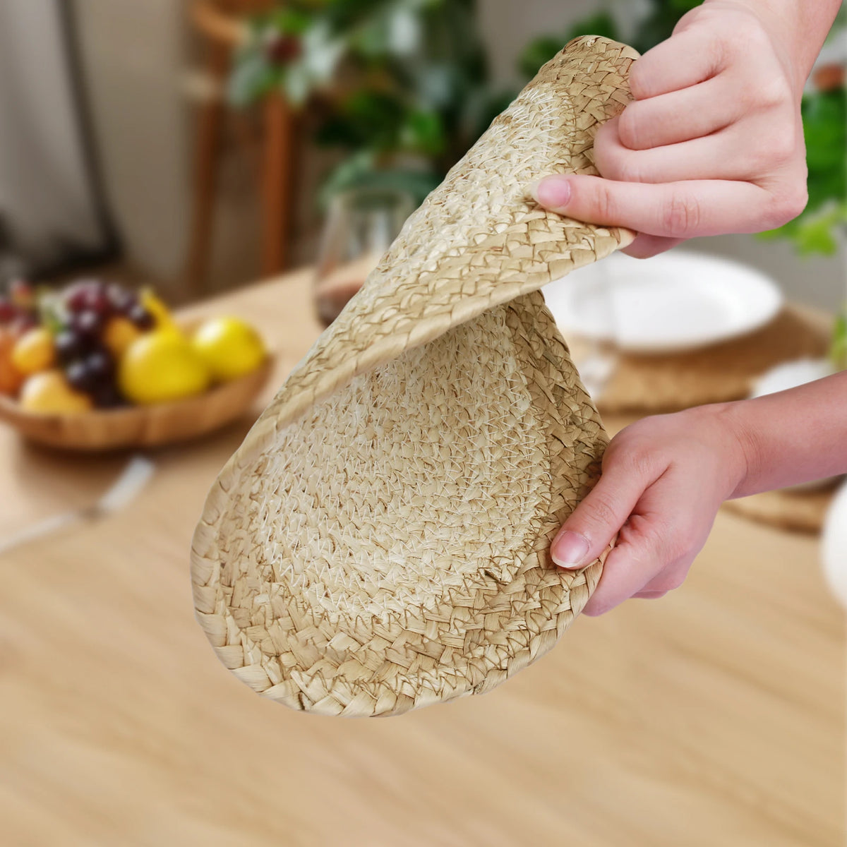 Set of 6 30cm Round Woven Placemats Wicker Rattan Handwoven Insulation Pad Boho Braided Natural Water Hyacinth Place Mats For Dining Home Wedding Party Decoration