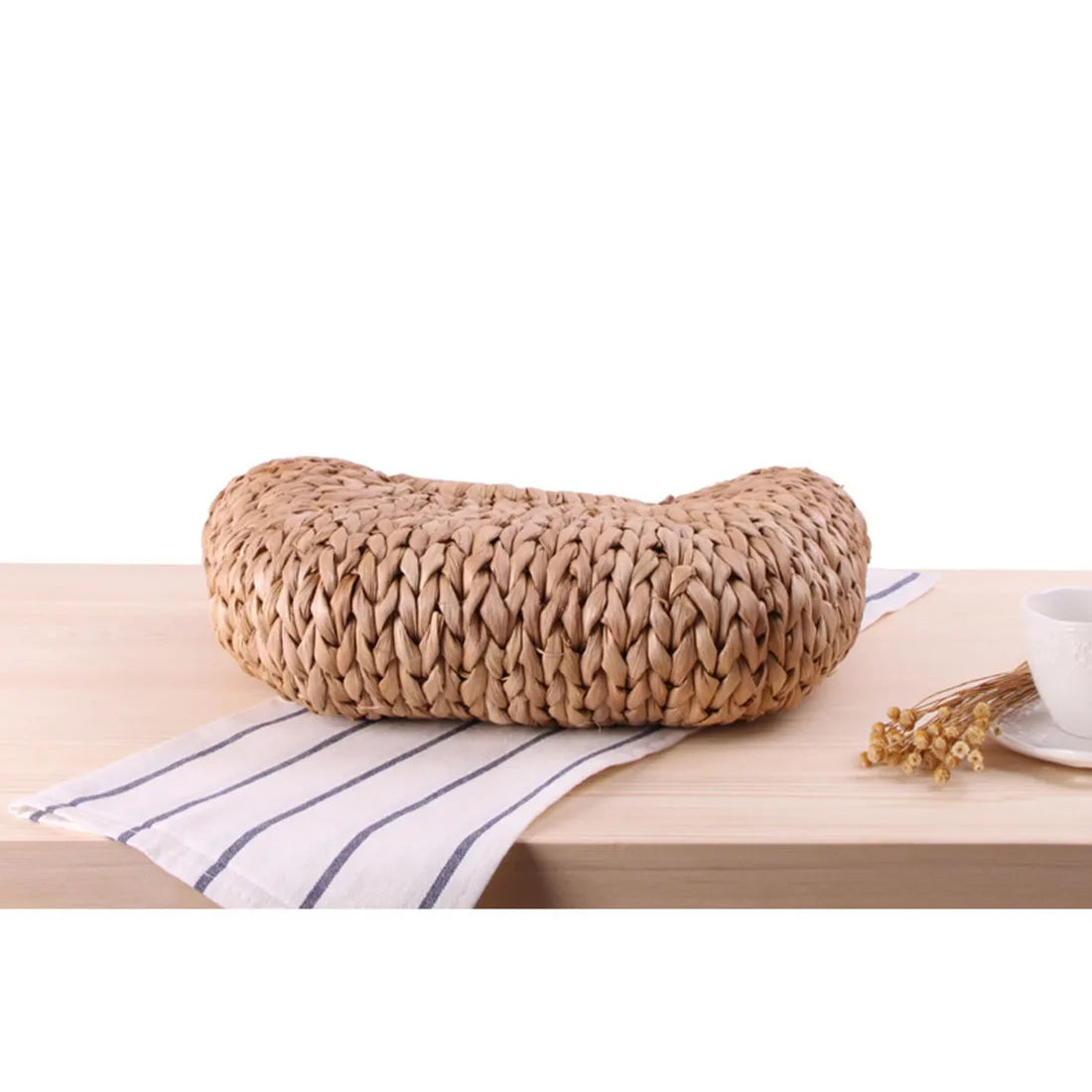 YYW Handmade Woven Straw Beach Bucket Tote Bag For Women