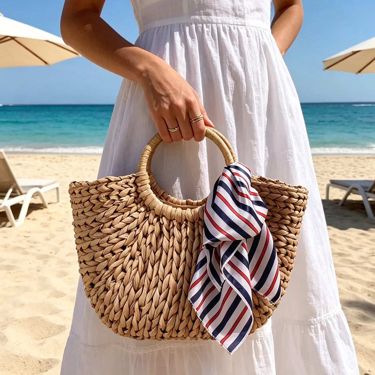 YYW Handmade Woven Straw Beach Bucket Tote Bag For Women