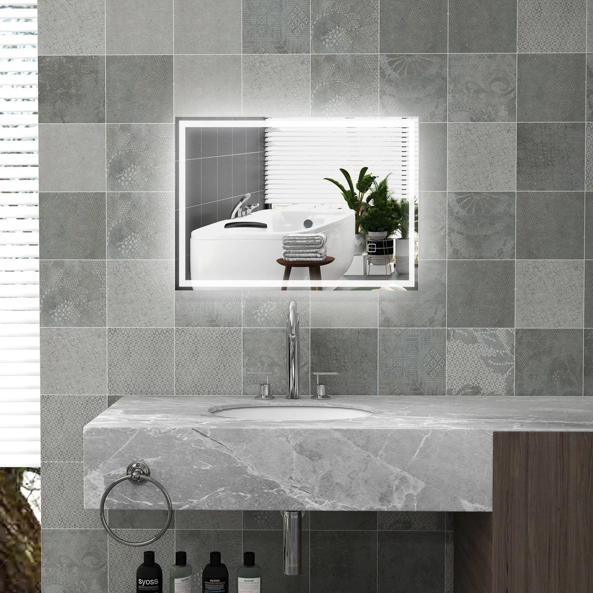HOMCOM Dimmable LED Bathroom Vanity Mirror With Touch Memory