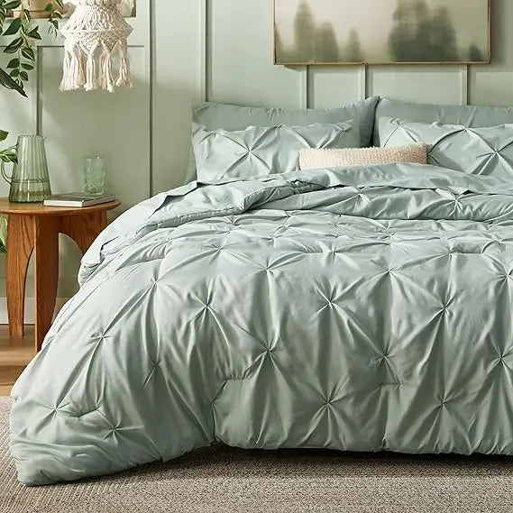 Luxury Pinch Pleat Microfiber Bedding Set With All Season Comforter